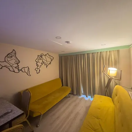 Taksim Tekir اسطنبول